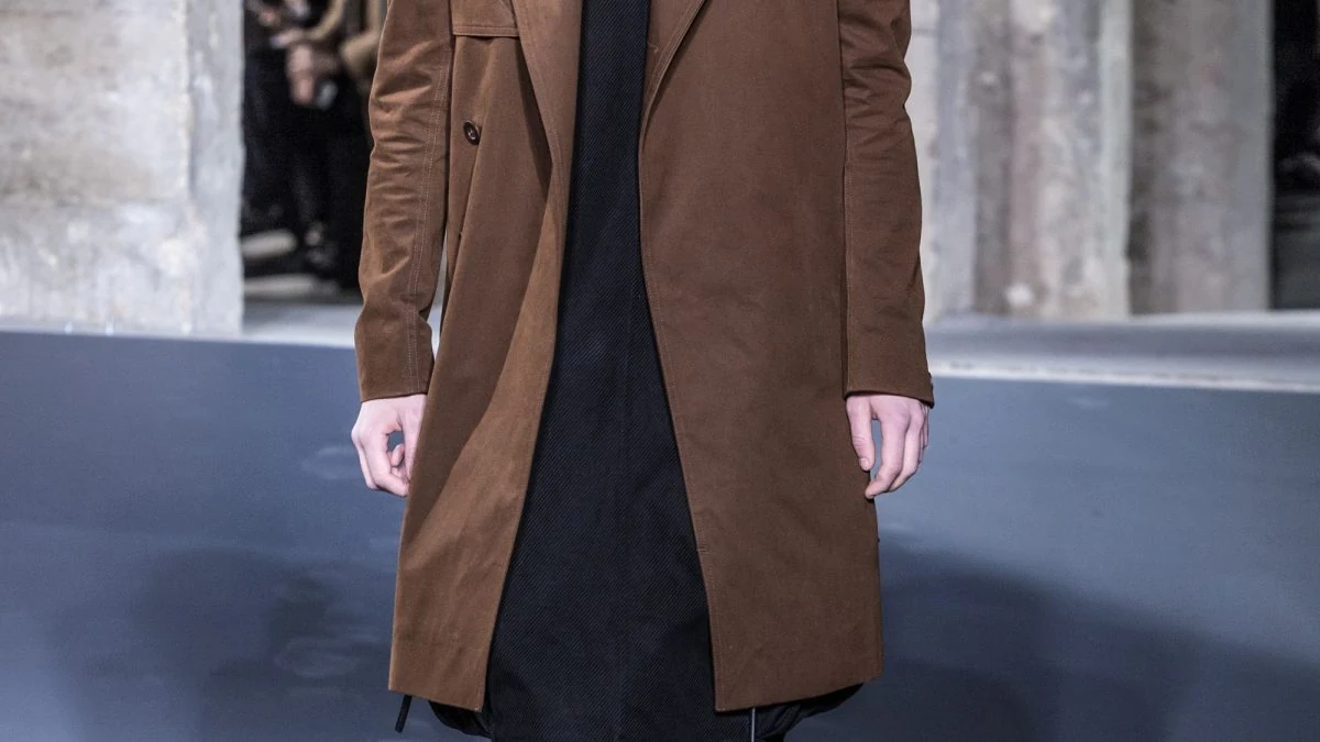 Rick Owens Creates an Ominous Post-Apocalyptic Wasteland For His F/W 2016 Collection
